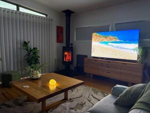 Paradise - Spacious, Ocean Views, Outdoor Living