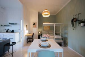 Urban House - Best View Navigli Milan Center - Restyled