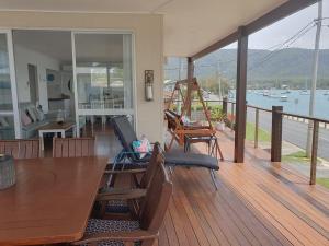 Sensational Waterfront Apartment