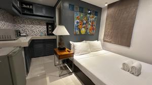 Beach Apartment Studio with Kitchen