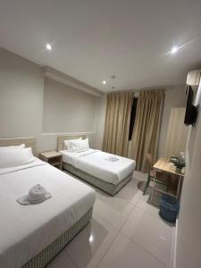 Swing & Pillows - Damansara Jaya
