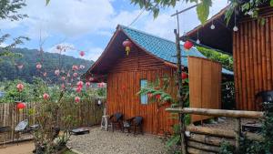 เฉินหลงเกสท์เฮ้าท์ บ้านรักไทย แม่ฮ่องสอน