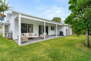 The Little Husky by Experience Jervis Bay