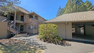 Mt Bachelor Village 328