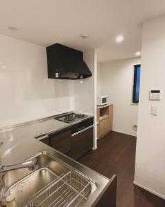 1-minute walk from JR Sakuranomiya Station in Miyakojima Ward, 4 minutes by train to Osaka Station, newly built house