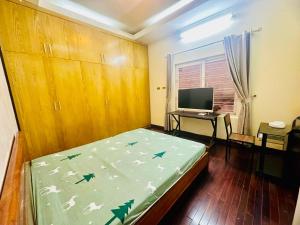 Viet home stay - Nghi Tam - Near West Lake