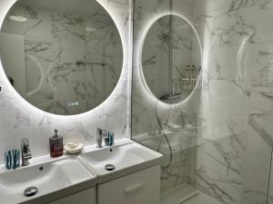 Apt Place de Toscane - 4min Disneyland-PARIS