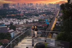 Oakwood Suites Tiwanon Bangkok