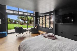 Black Dune Coastal Studio - Waipu Cove
