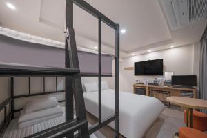 Elegance hotel hwangridan