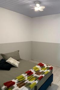 Sobradinho Riviera, 3 Quadras do Mar - COM AR CONDICIONADO no quarto