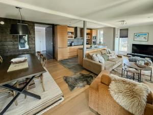 Modern Ski Lodge With Sauna By Lake Åre