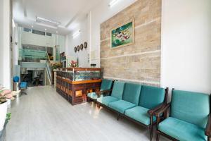 Collection O Dinh Dinh Hotel - Near Tan Son Nhat Airport