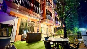 Hotel 7Seas by Solara Hospitality