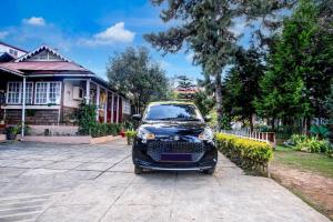 Midhill Cottage by Palette Homeswith Lawn & Indoor Games, Shillong