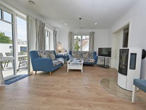 Ferienhaus "Strandlust" in Sellin mit Kamin, Terrasse, Garten