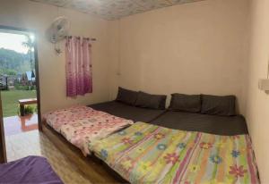 LungKola Homestay, Pang Ung, Mae Hong Son ลุงกอละ โฮมสเตย์ ปางอุ๋ง