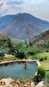 Neerville Waterfall Glamping- Neer waterfall