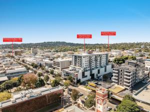 Stylish CBD Escape, Walk to Cafes and Shops!