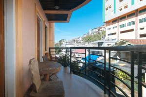 RedDoorz Hostel @ Faes Transient House