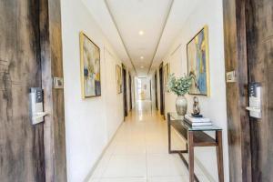 FabHotel Prime Prowell Crown - Nr TCS Deccan Park, Hitech City