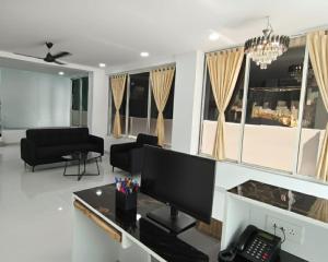 Raahi Serviced Apartment