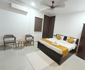 Raahi Serviced Apartment