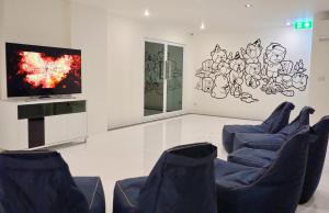 BearPacker Patong Hostel