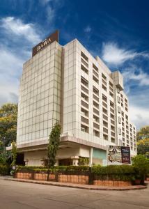 Bawa International hotel, 
Mumbai, India.
The photo picture quality can be
variable. We apologize if the
quality is of an unacceptable
level.