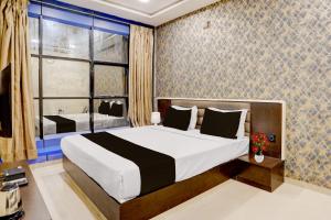 Super Collection O Vyara Railway Station Formerly Crystal Guest House