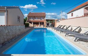 Nice Home In Pridraga