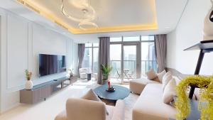 Paramount Hotel Midtown 2BR Flat with City View