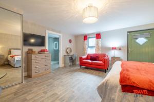 Homestead Hillsborough By Travel Lets Short Term Rental Agency Hillsborough Featuring Apartments, Deluxe Double Suites & Triple Ensuite Rooms