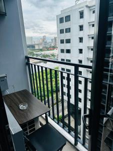 Deluxe Escape Shore 2 Residences Near MOA