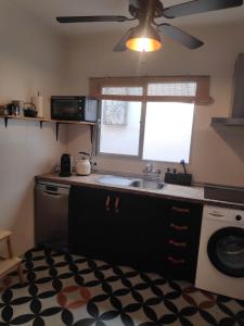 Homey beach apartment in authentic El Palo