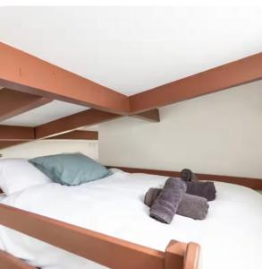 Studio Cosy RerA bord de Marne