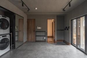 Spica 83 - Spacious comfort for 8