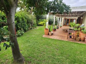 Family Seaside Escape in Kommetjie