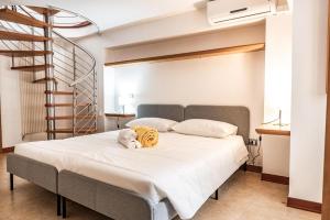 La finestra sulla piazza