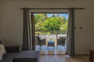 Yvons Tropical Villa