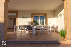 Villa Happy Family by Abahana Villas