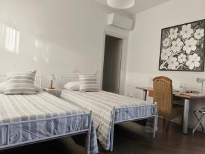 Apartments Le Rondini 3