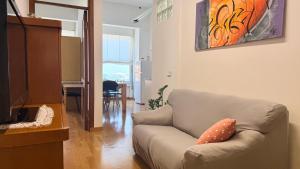 Bilocale in centro, con vista mare e Rotonda