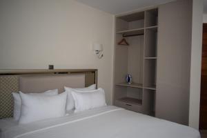 The Kika, Fully furnished two bedroom stylish apartment in Westlands