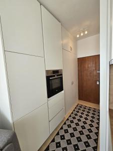 Studio apartment, 11th floor, excellent location - Zadar