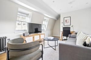 Blueground Waterloo New build terrace LON-124