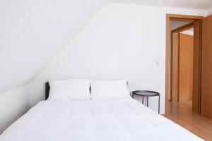 G-Living Louis-Hentges32 City & Work Apartment