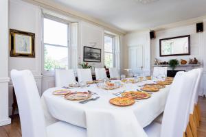 Veeve - The Captain’s House