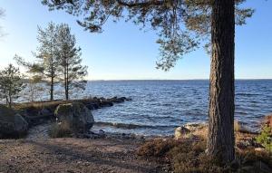 Beautiful Home In Tived With Wifi