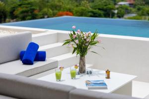 Villa Artelie 4BR Sea & Mountain View - 900m Silver Beach